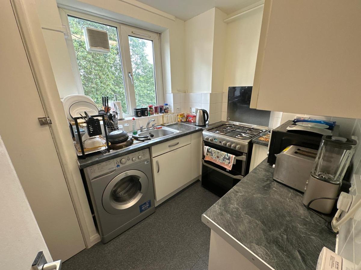 Cozy Room In Shared Home Near Canary Wharf Londen Buitenkant foto